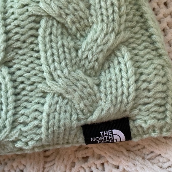 🆕The North Face Cable Minna Beanie - Picture 3 of 5